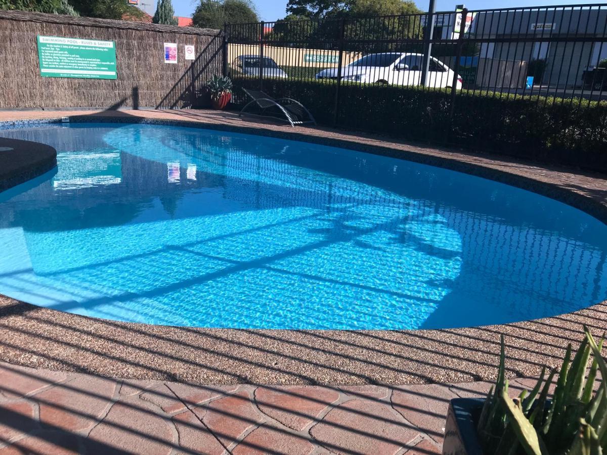 Narellan Motor Inn Exterior foto