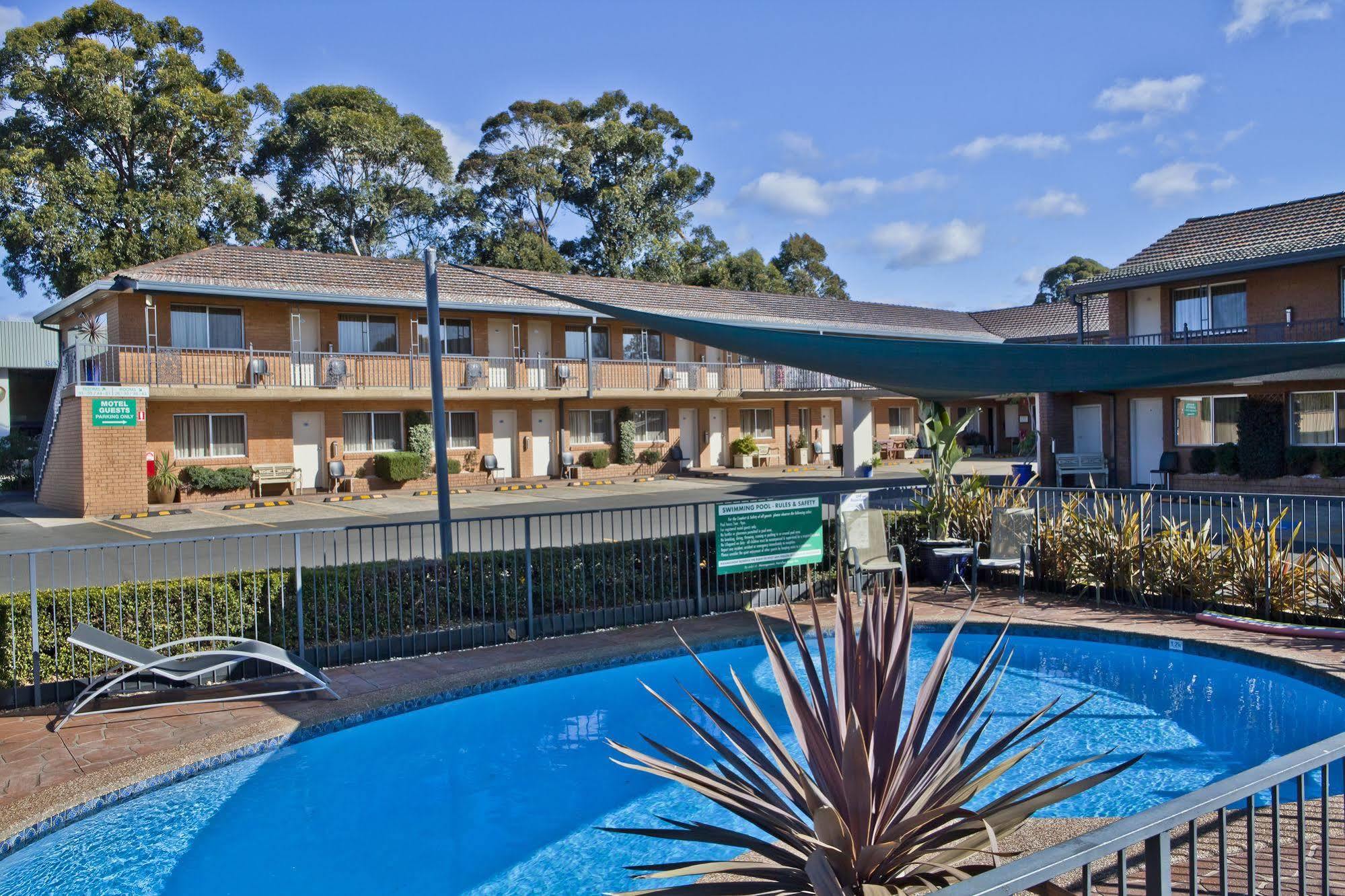 Narellan Motor Inn Exterior foto